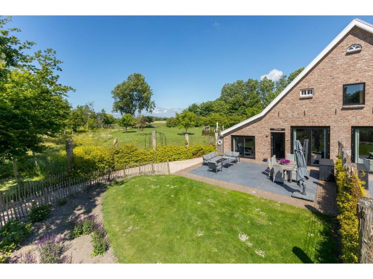 Majestic Mansion In Vakantiehuis Vrouwenpolder